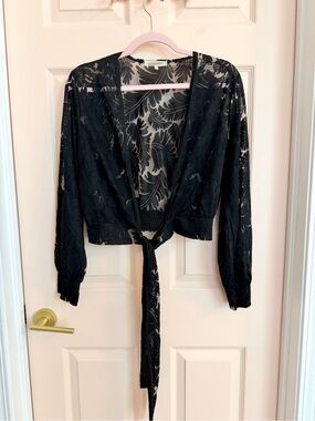 Black tie front amber blue crop top